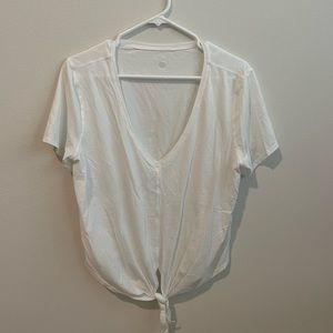 Womens lululemon shirt